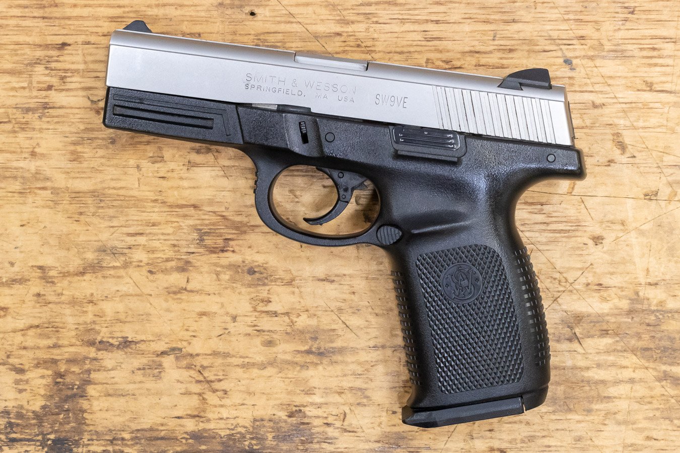 SMITH AND WESSON SW9VE 9mm 16-Round Trade-in Pistols (Fair Condition)